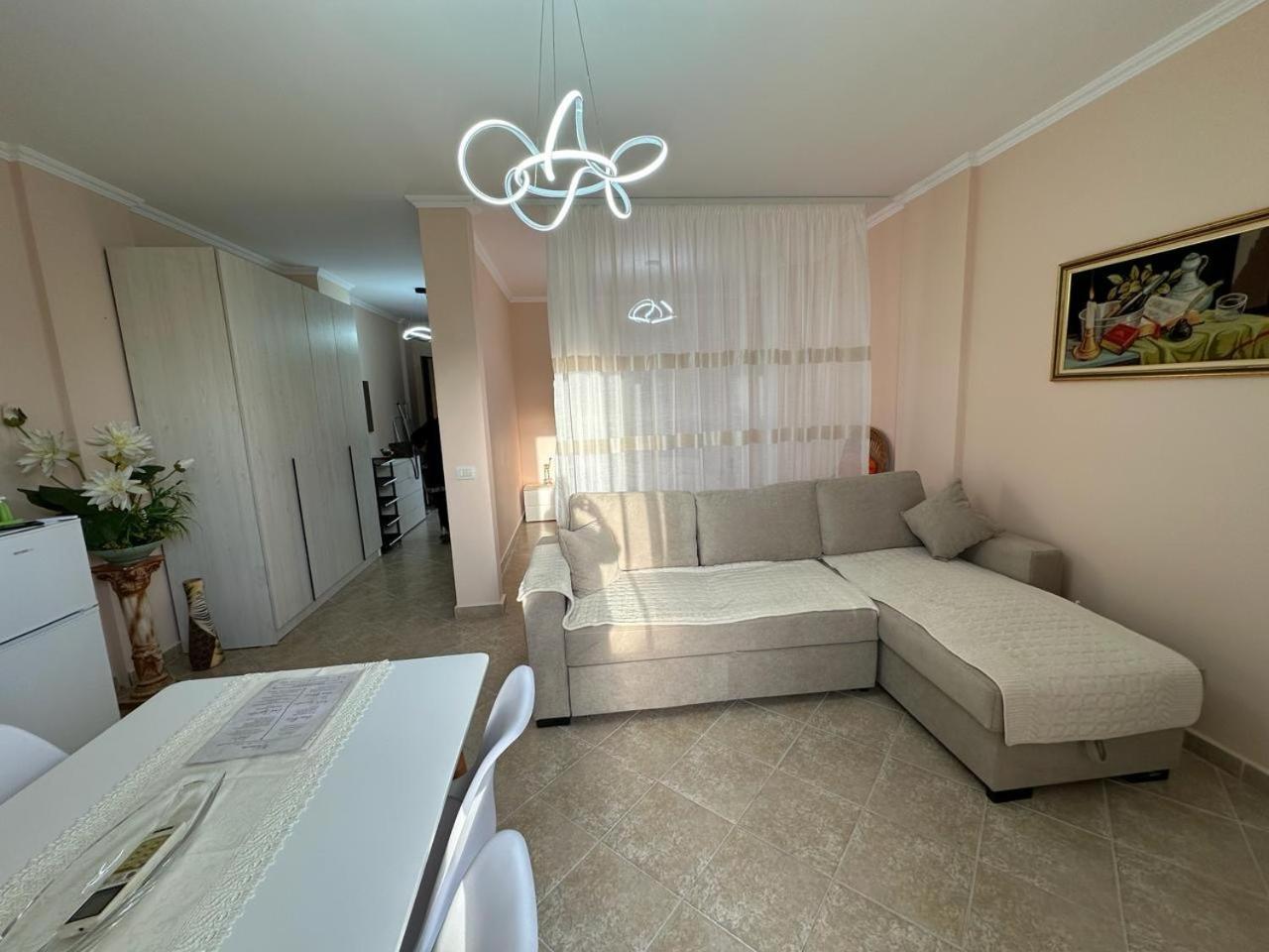 Sunset Sea View - Beachfront Balcony - Ac - Wifi Durrës Eksteriør billede